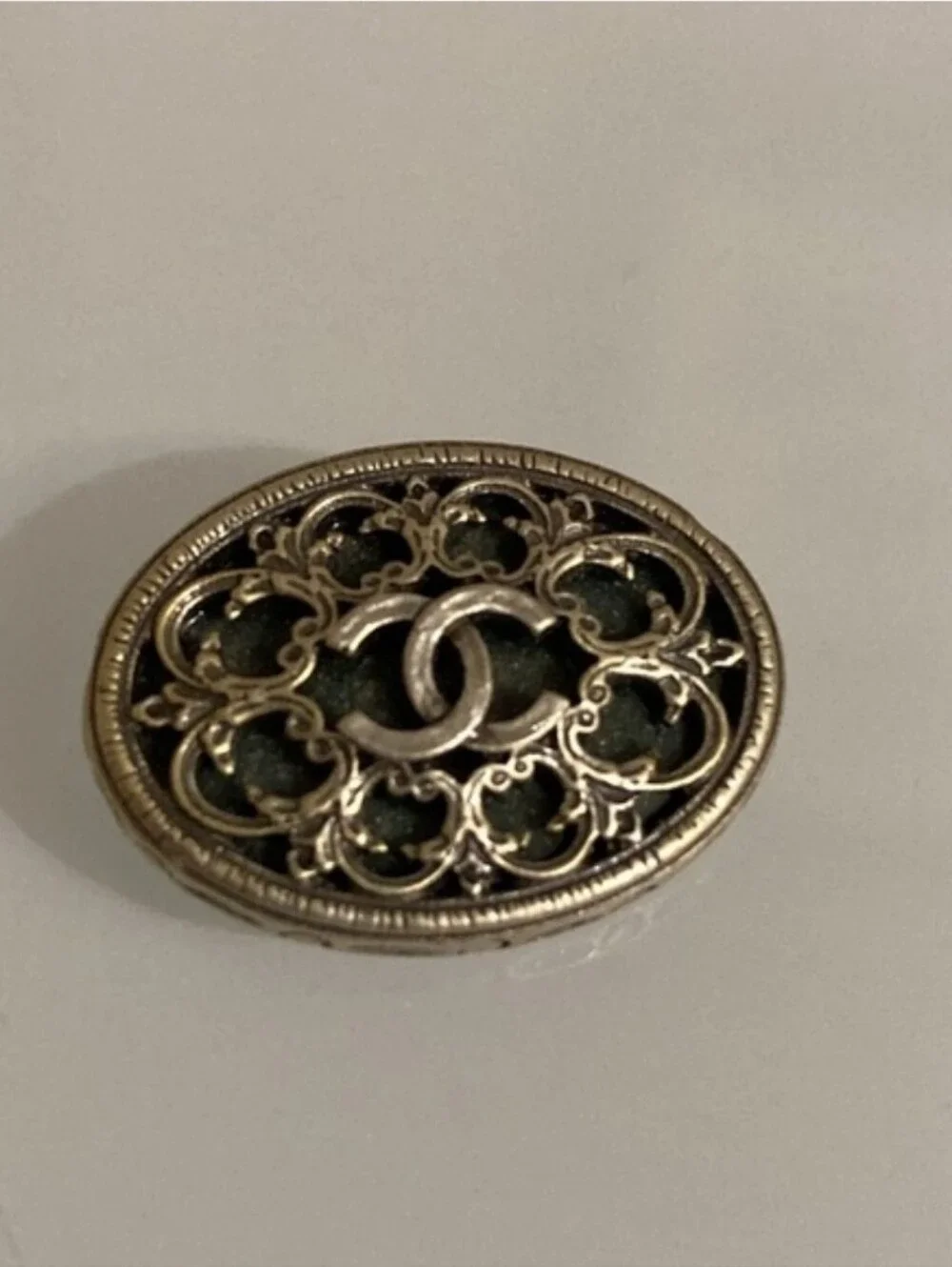 CHANEL 2 Vintage Buttons